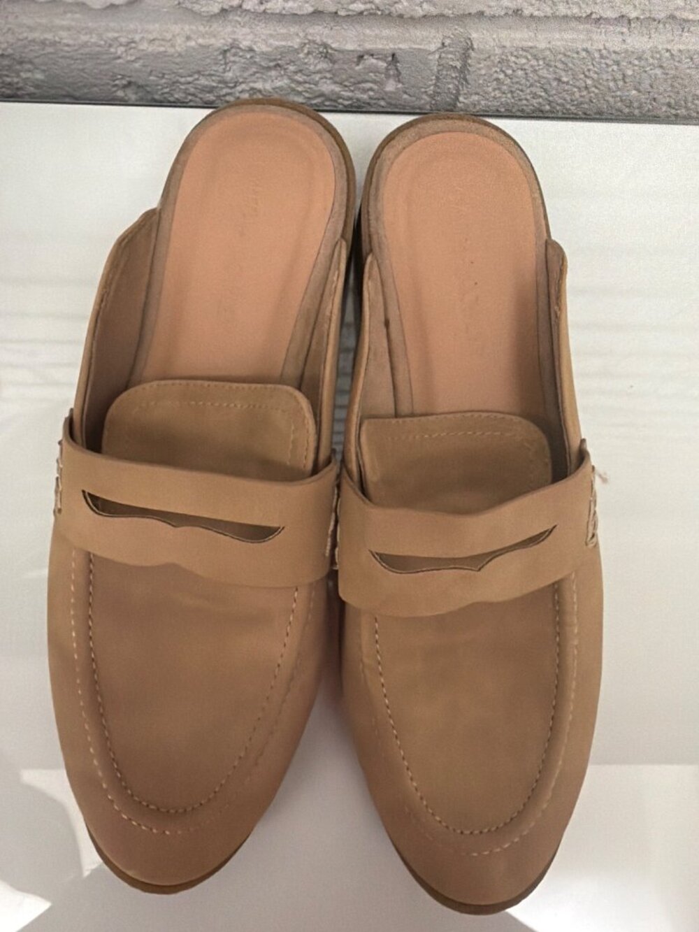 Cynthia Rowley Prescott Tan Women’s Loafer Mules Shoes Size 8.5 - Picture 5 of 9